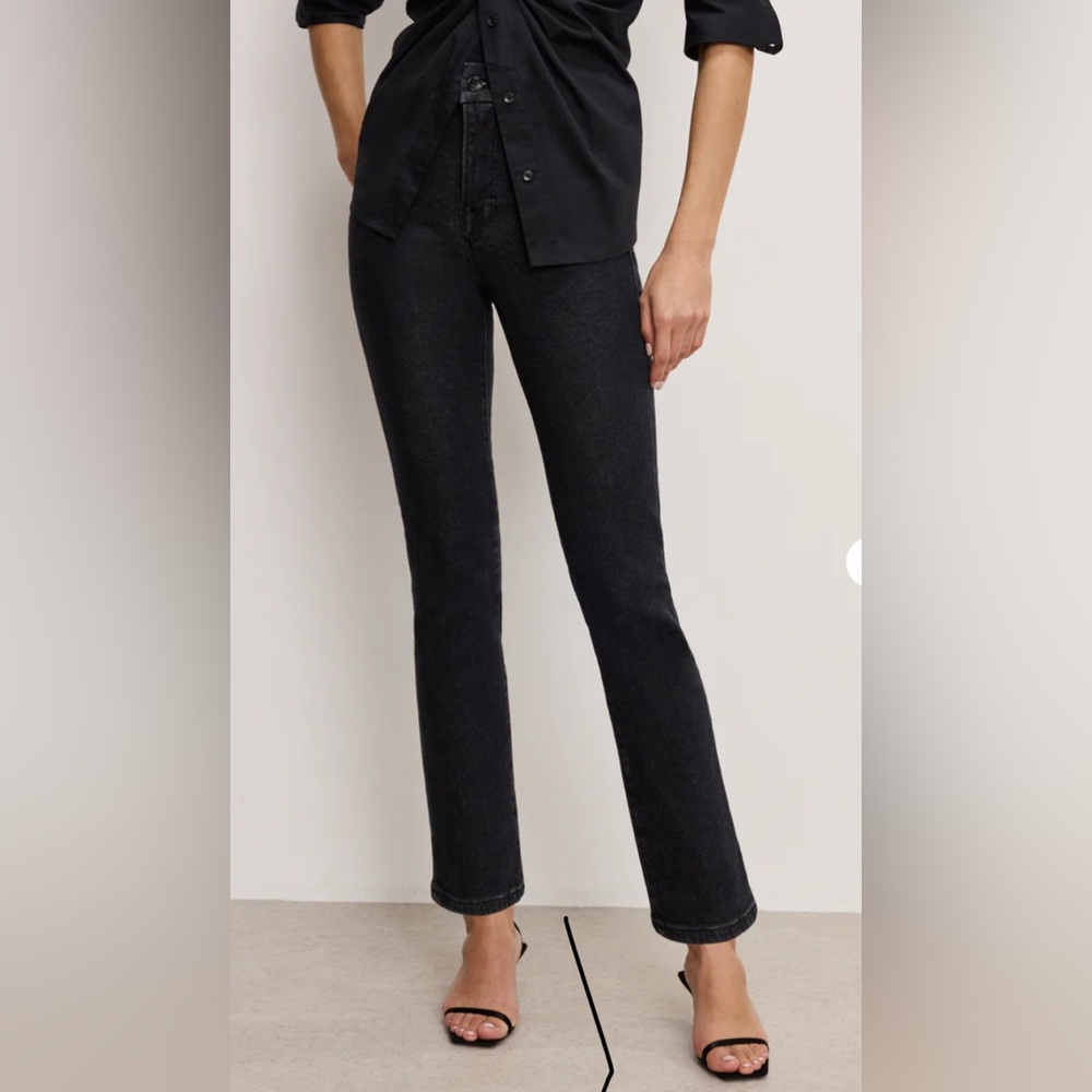 Good American Black Straight-Leg Jeans High Rise